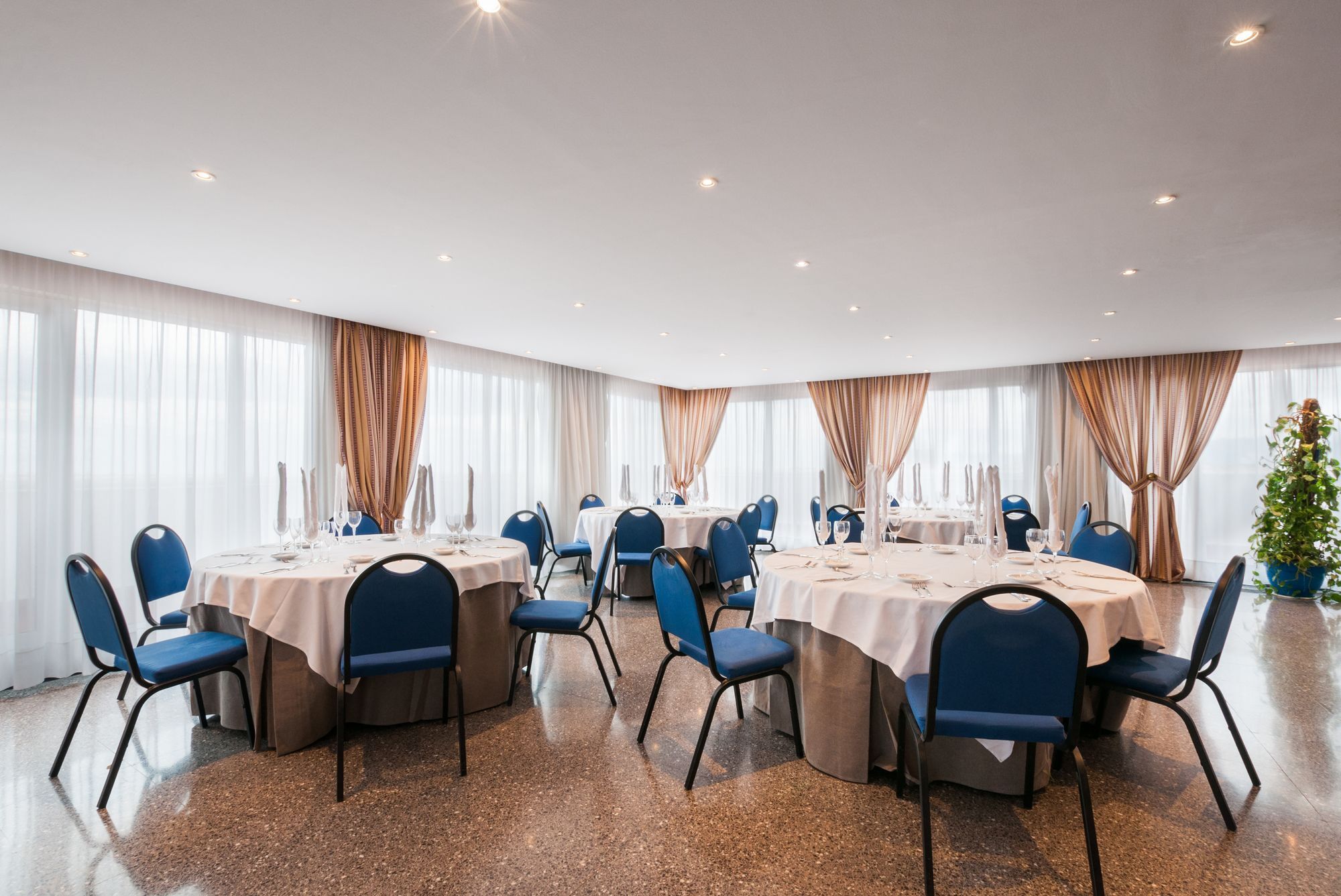 Hotel Gaudi 3*