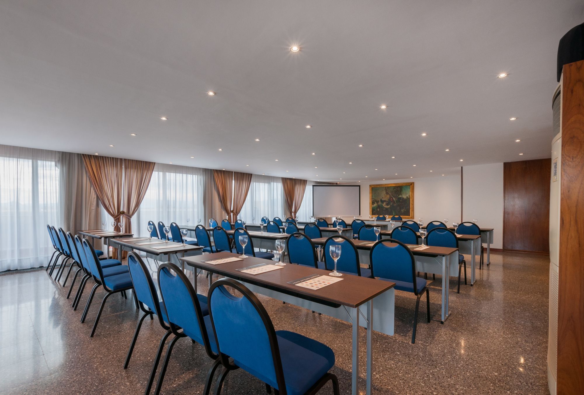 Gaudi Hotel
