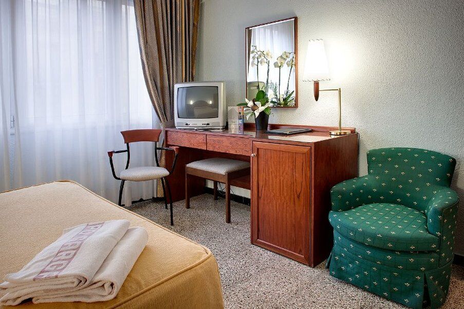 Gaudi Hotel 3*